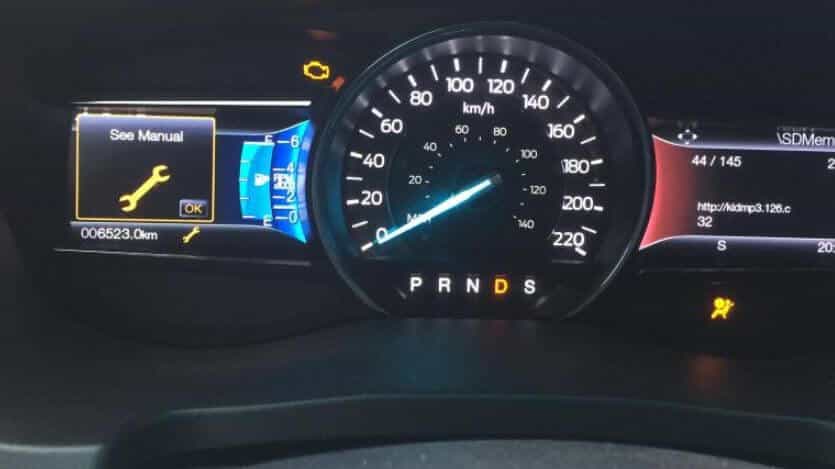 What Does A Wrench Light On My Dashboard Mean